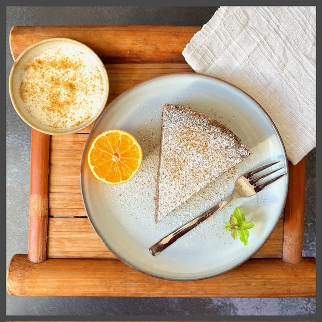 Saftiger Mohnkuchen mit Orange