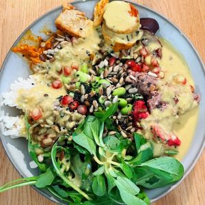 Rhabarber-Mus mit Himbeeren